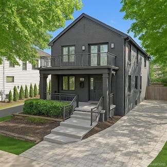 342 E Frank St, Birmingham, MI 48009