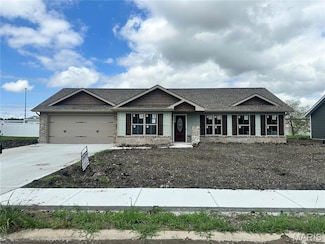 521 Somerset Dr, Granite City, IL 62040