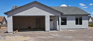 8615 S Thunderbird Dr, Safford, AZ 85546