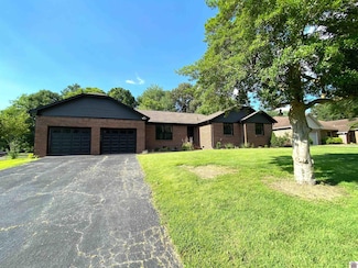 4530 Westchester Ln, Paducah, KY 42003