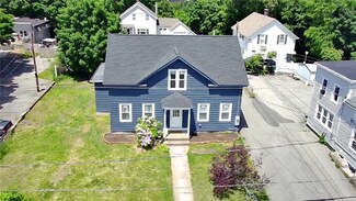 35 Union St, Woonsocket, RI 02895