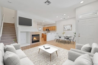 6342 Citracado Cir, Carlsbad, CA 92009