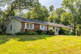 12 Charlton Ave, Dayville, CT 06241