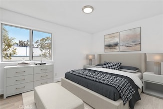 26047 Serrano Ct Unit 113, Lake Forest, CA 92630