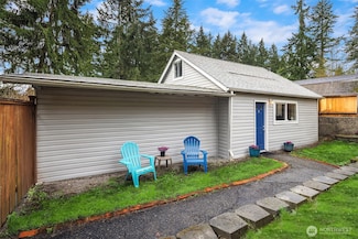 19046 10th Ave NE Unit B, Shoreline, WA 98155
