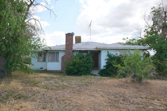 5680 Pearblossom Hwy, Palmdale, CA 93552