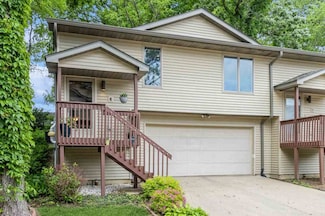 940 23rd Ave Unit E, Coralville, IA 52241