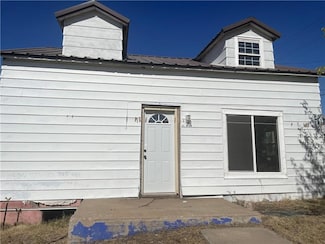 812 NW 8th St, Guymon, OK 73942