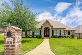 1624 Olympic Dr, Longview, TX 75605