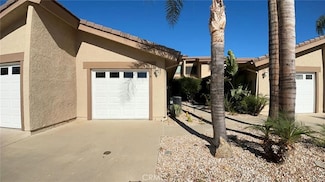 30186 Yellow Feather Dr, Canyon Lake, CA 92587