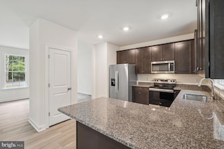 10813 Lake Shore Ln, Fredericksburg, VA 22407