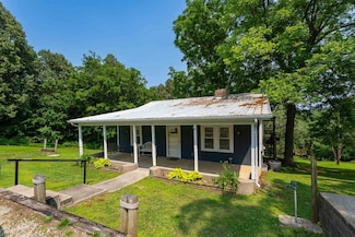 150 Highbanks Ferry Rd, Slaughters, KY 42456