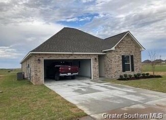 4487 Lakes Edge Dr, Lake Charles, LA 70607