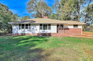 24 Erskine Ln, Aiken, SC 29803