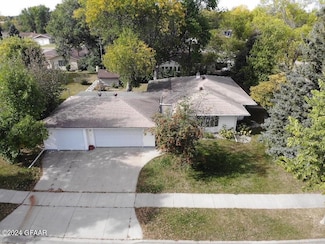 401 Johnson Place, Crookston, MN 56716