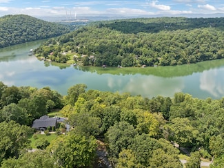 228 Riverbend Dr, Kingston, TN 37763