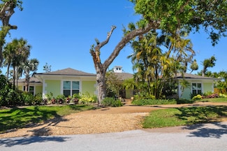 611 Date Palm Rd, Vero Beach, FL 32963