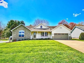 891 Fairway Dr, Howard, OH 43028