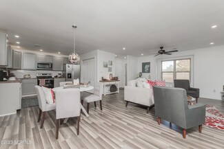 1312 Wolf Swamp Rd, Jacksonville, NC 28546