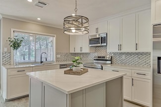 2153 E Settlers Way, Spring, TX 77380