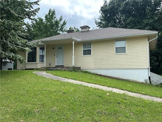 3625 Lakeshore Dr, Odessa, MO 64076
