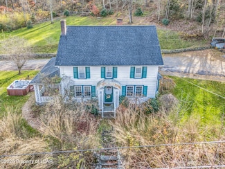 715 Carverton Rd, Wyoming, PA 18644