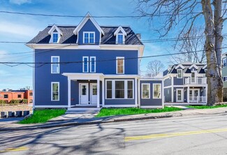 68 Chestnut St Unit 4, Newton, MA 02465