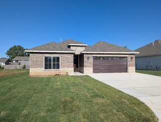 729 N Cedar Down Cir, Wichita, KS 67235