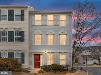 22943 Fleet Terrace, Sterling, VA 20166