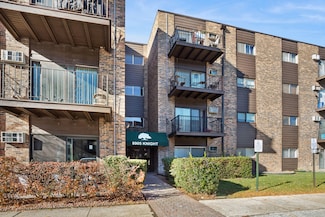 8905 Knight Ave Unit F211, Des Plaines, IL 60016