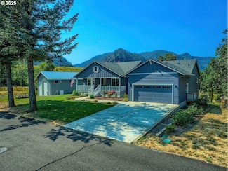 809 Lakeside Way, North Bonneville, WA 98639