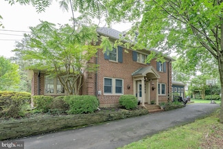 8317 High School Rd, Elkins Park, PA 19027
