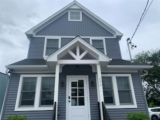 506 Lakeview Ave, Rockville Centre, NY 11570