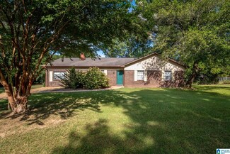 105 Yellowhammer Cir, Alabaster, AL 35007