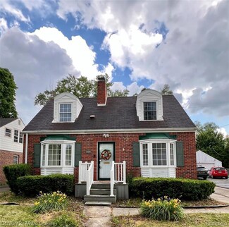 2122 Pierce St, Flint, MI 48503