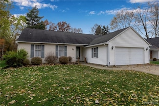82 Grasspointe Dr, Buffalo, NY 14228