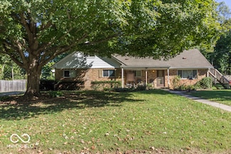811 Riverside Dr, Greenwood, IN 46142