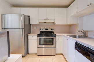 10835 SW 112th Ave Unit 102, Miami, FL 33176