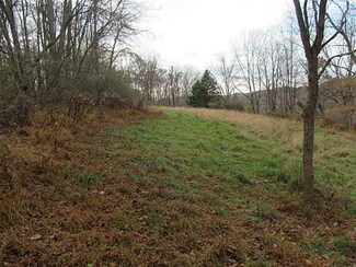 5051 Cline Hollow Rd, Murrysville, PA 15632