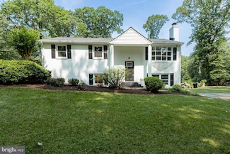 28989 Autumnwood Dr, Mechanicsville, MD 20659