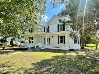 108 Northwest Ave, Oak City, NC 27857