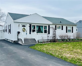 1215 Louise Dr, Cortland, NY 13045