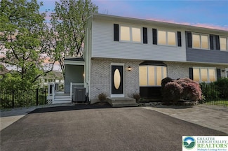 624 E 8th St, Northampton, PA 18067