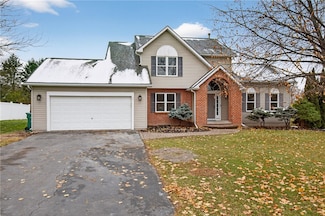 17 Birchmount Cir, West Henrietta, NY 14586