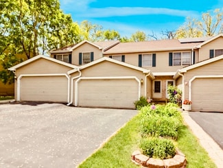 213 Pamela Dr, Bolingbrook, IL 60440