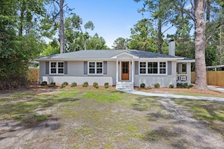 1905 Azalea Dr, Valdosta, GA 31602