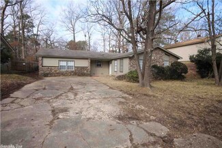 10012 Independence Ln, Little Rock, AR 72209