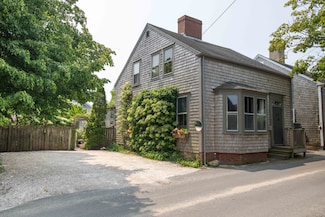 2 York St, Nantucket, MA 02554