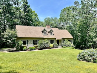 28 Hoop Pole Hill Rd, Chester, CT 06412