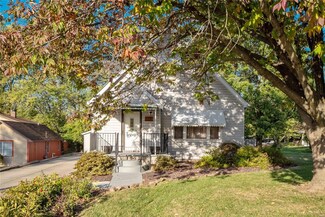 119 S Young St, Columbia, IL 62236